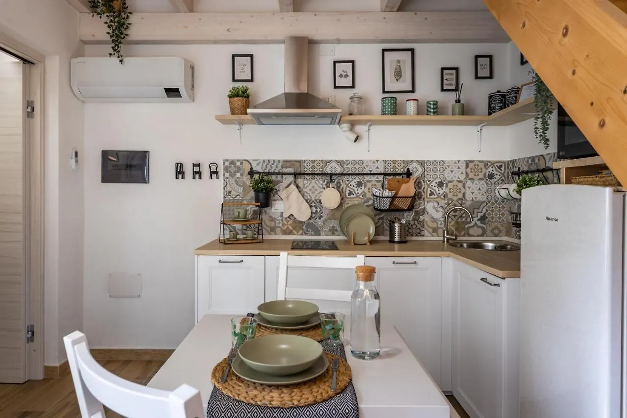 Dom wakacyjny Willa Loft 35 - Private Parking Quartu SantʼElena